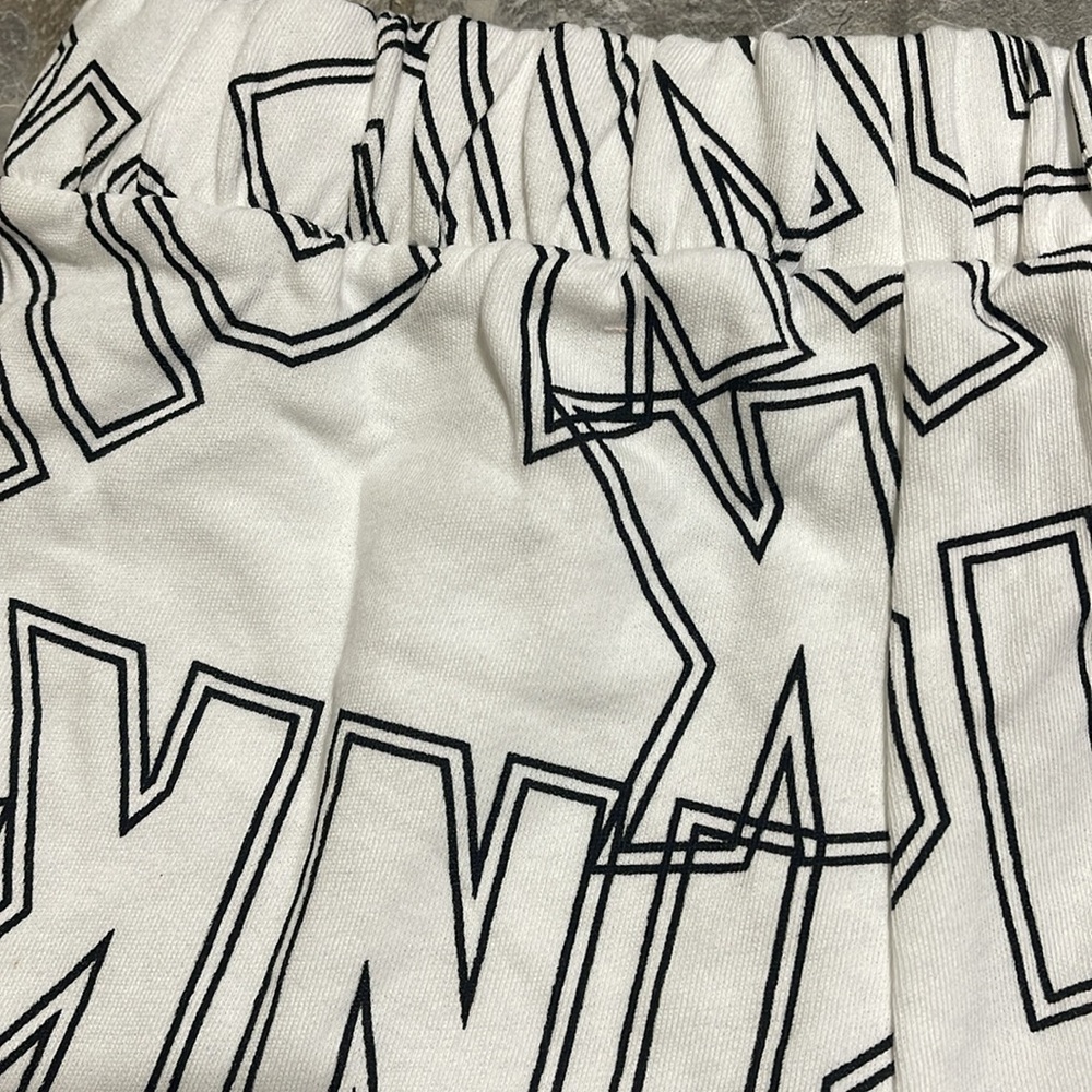 PINK Victoria’s Secret NWOT PINK logo black and white drawstring shorts small - Picture 8 of 13